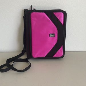 School binder pink